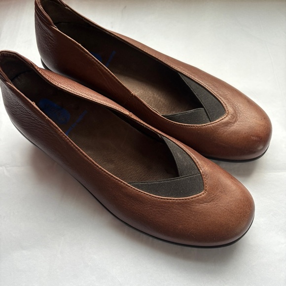 Wolky Comfort Shoes sz 8 Brown Leather Ballet Slip on Heels Walking - Picture 2 of 13